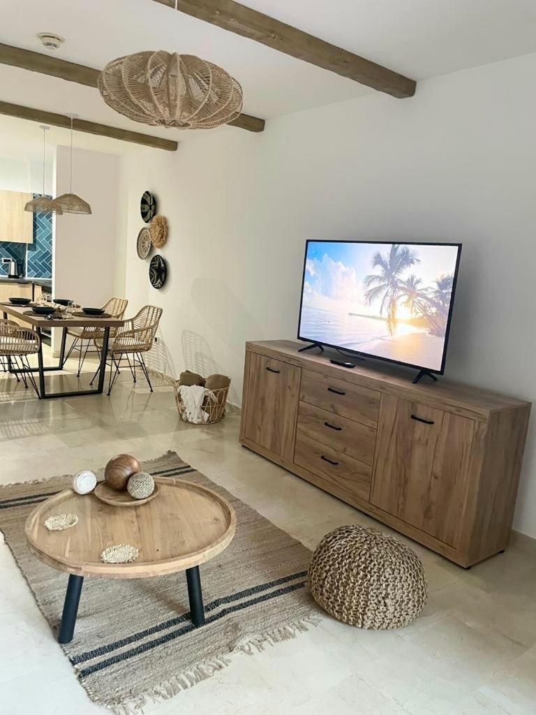 El Nautico Coral Suites 圣米格尔德阿沃纳 外观 照片