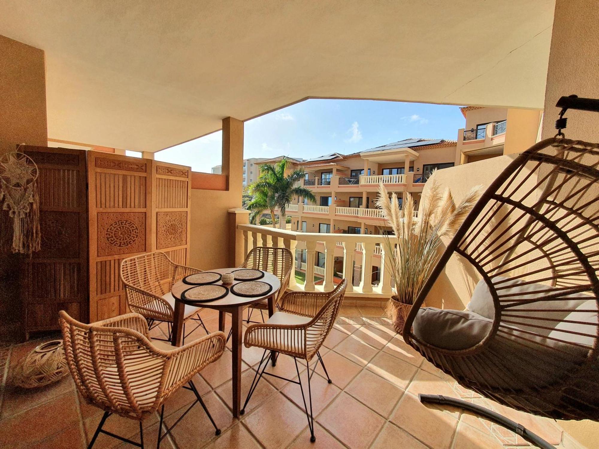 El Nautico Coral Suites 圣米格尔德阿沃纳 外观 照片